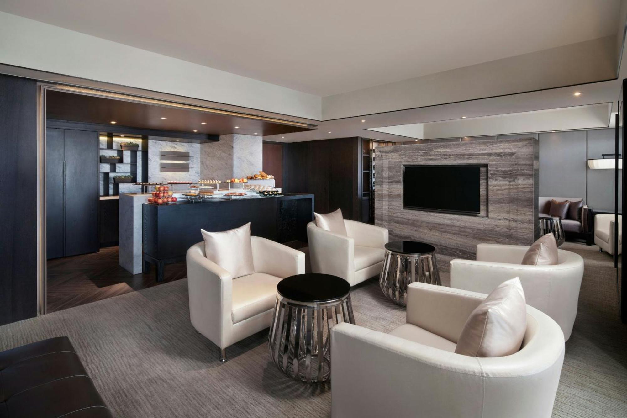 Sheraton Taitung Hotel Екстериор снимка The living room of a SkyLoft